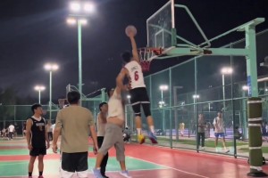 不是哥們，你詹姆斯?。。?>
                                    <span></span>
                                    <p>不是哥們，你詹姆斯啊！？</p>
                                </a>
                            </div>
                                                        <div   id=