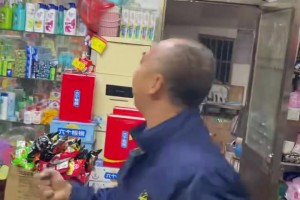 似有故人之姿！拜仁球迷懷念羅貝里太久，于是17歲的卡爾橫空出世