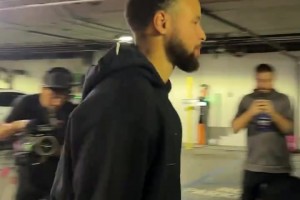 勇士球員進(jìn)入球館，你覺得誰的氣質(zhì)最佳??