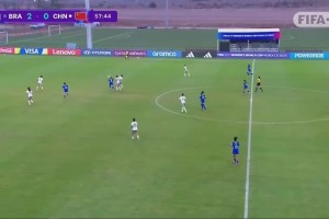 又被進(jìn)了！U17女足第58分鐘再丟一球，0-3落后巴西女足！