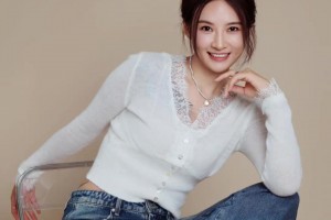 有點美??！前女籃球員石一童的牛仔褲穿搭：精神小妹前來報到~