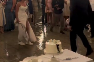 這是不是每個(gè)足球男生心中最美好的婚禮…