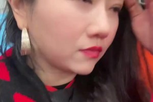 賽后蓉城女球迷哽咽：離冠軍最近的一個(gè)賽季，心里太難受了??