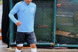 申花賽前：吳曦化身“面具俠”，于漢超、謝鵬飛和戴偉浚已合練