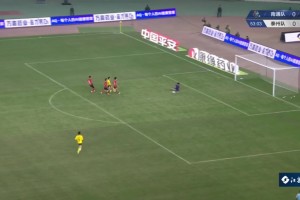 下地真快啊！南通門將趙東旭神撲力保城門不失??