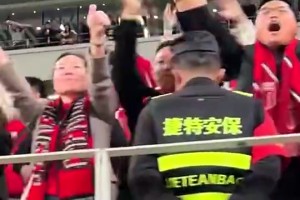 蓉城球迷怒噴：和誰(shuí)有仇你們輸誰(shuí)，要不要臉？蹇韜：輸球又怎么樣