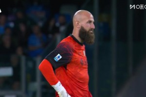 【集錦】意甲-莫拉塔造點(diǎn)+失點(diǎn) 那不勒斯0-0悶平科莫無(wú)緣3連勝