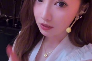 佳依：三連勝嘍！最近沒老詹的湖人打成這個(gè)成績(jī)，我心還是甚慰的