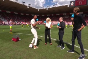 前場僚機(jī)！穆勒：不如這球我和克羅斯一人加一個助攻吧！