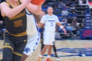 中國(guó)男籃鋒線(xiàn)的好苗子！現(xiàn)場(chǎng)視角看王俊杰打球，真的太爽了