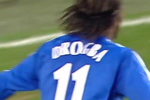 2006 年的今天，德羅巴在對陣沃特福德上演了帽子戲法