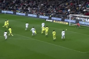 ??這都能進？若當(dāng)年C羅這球沒有越位，將又是一經(jīng)典名場面！