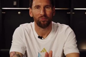 再奪一屆世界杯還是再拿個(gè)金球獎(jiǎng)？梅西：再拿一個(gè)世界杯！